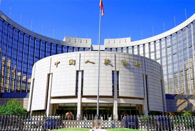 央行：前三季度绿色贷款新增6.47万亿 